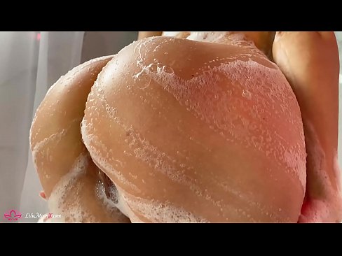 ❤️ Bruneta masturbuje kundu vibrátorem až k intenzivnímu orgasmu ve sprše ❤️ Šukání video u cs.thebestfetishsites.ru ️❤